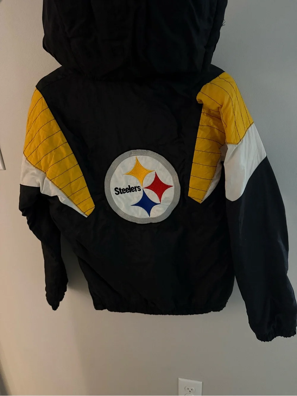STARTER Black & Gold Steelers Pullover Puffer Jacket with Hood